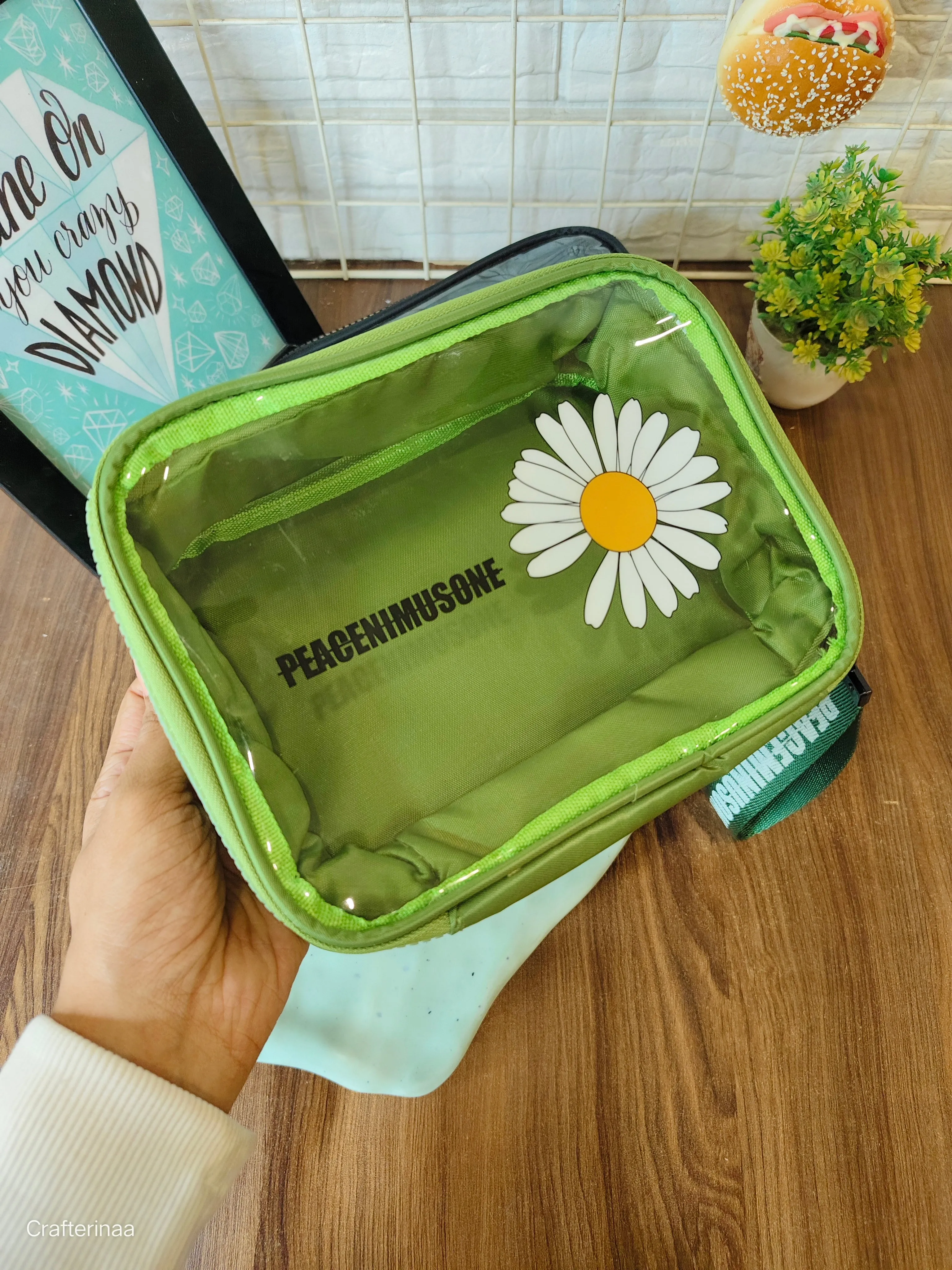 Daizy utility pouches