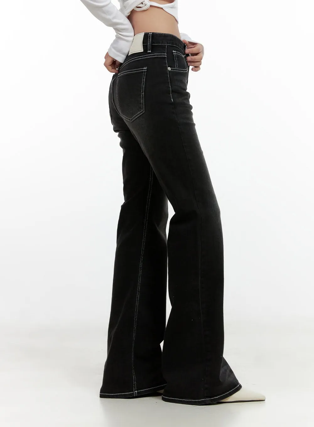 Hera Stitched Flare Jeans CN412