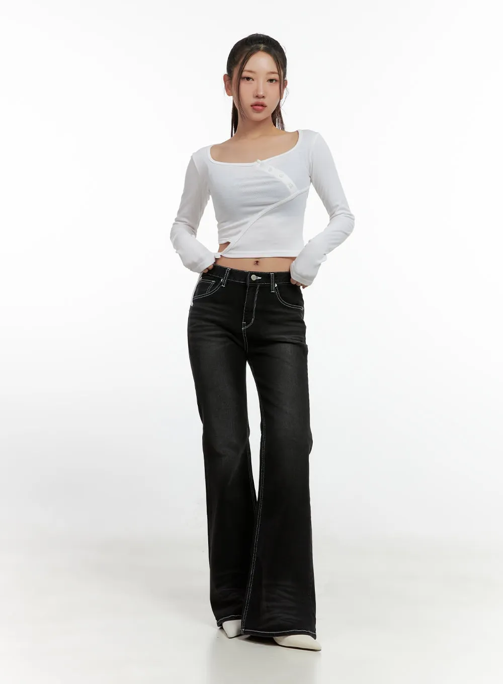 Hera Stitched Flare Jeans CN412