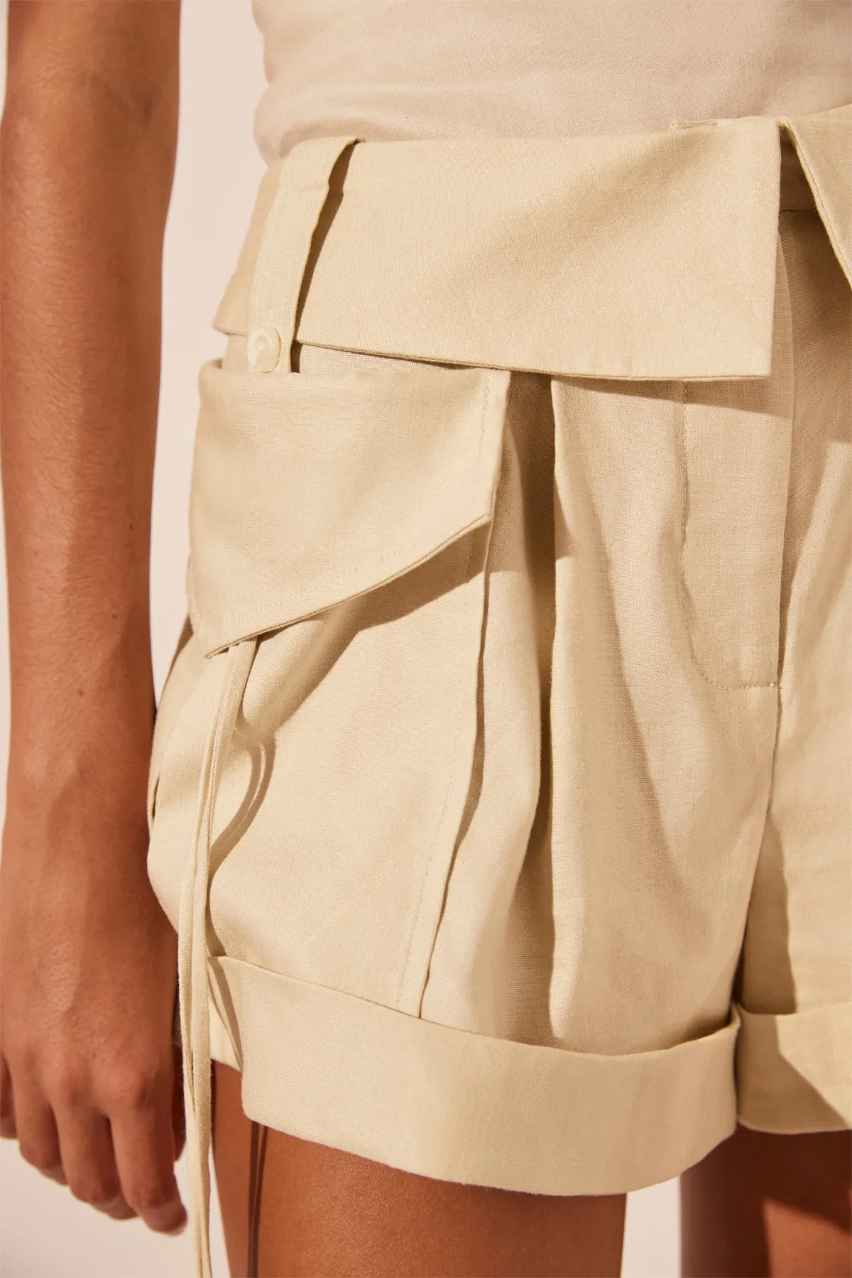 KASBAH UTILITY SHORT - OYSTER