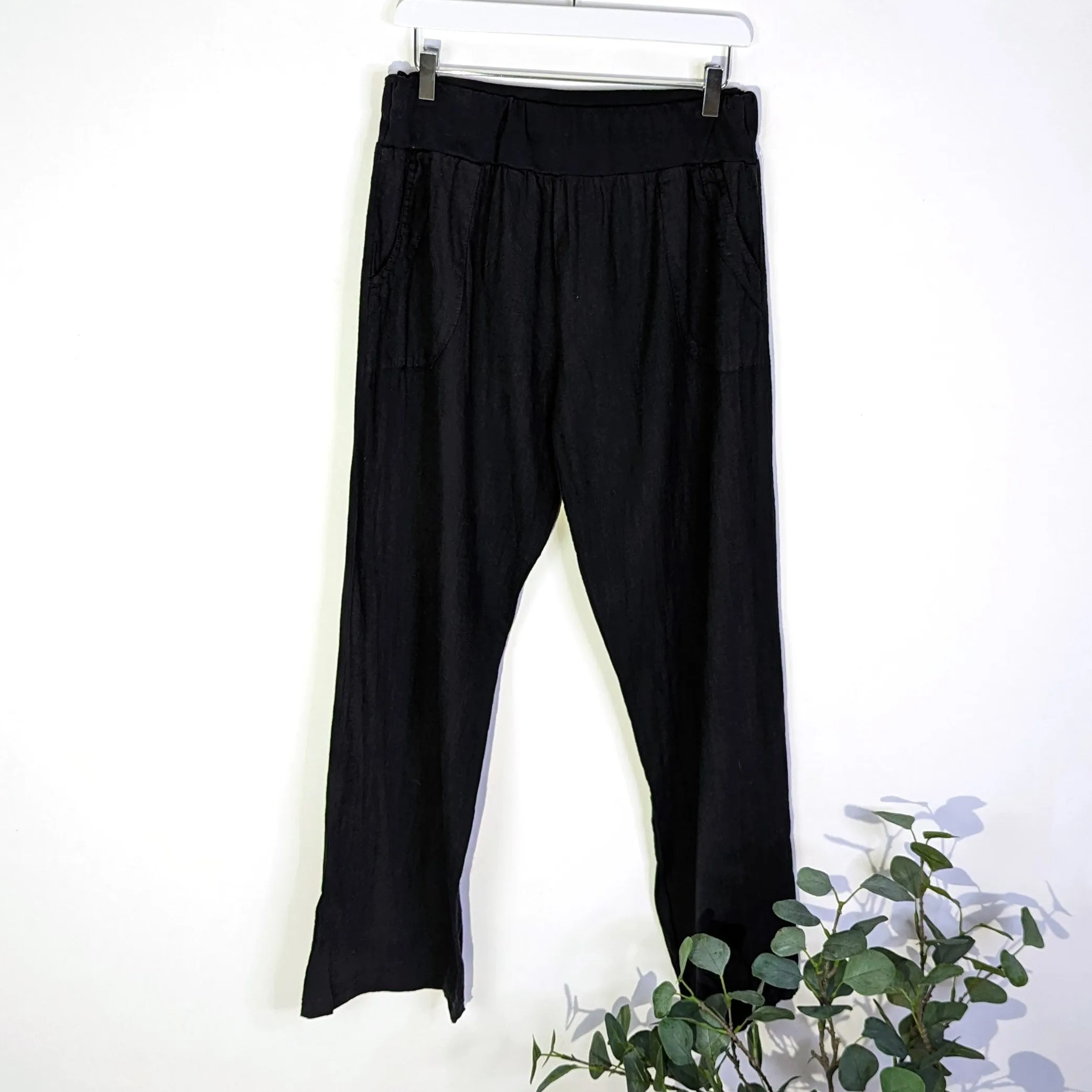 Linen cotton mix straight leg trousers with pockets (M-L)