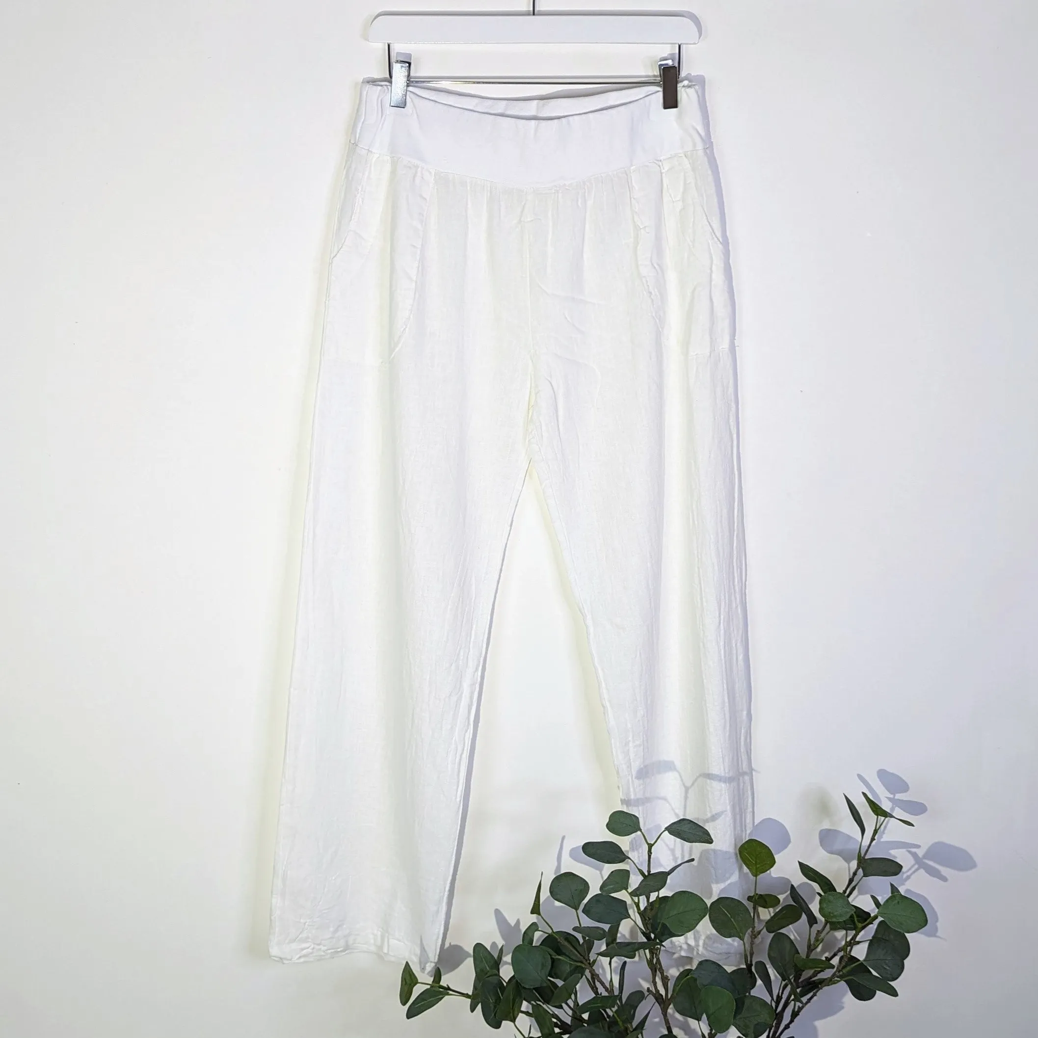 Linen cotton mix straight leg trousers with pockets (M-L)