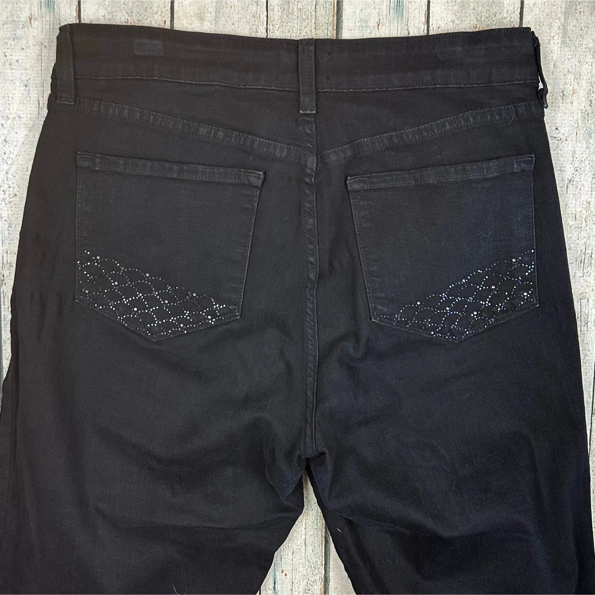 NYDJ - 'Lift & Tuck' Bootcut Jeans -Size 6 US suit 10AU