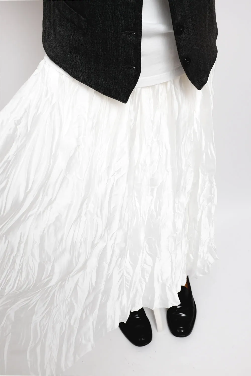SATIN WHITE MAXI CRINKLED SKIRT