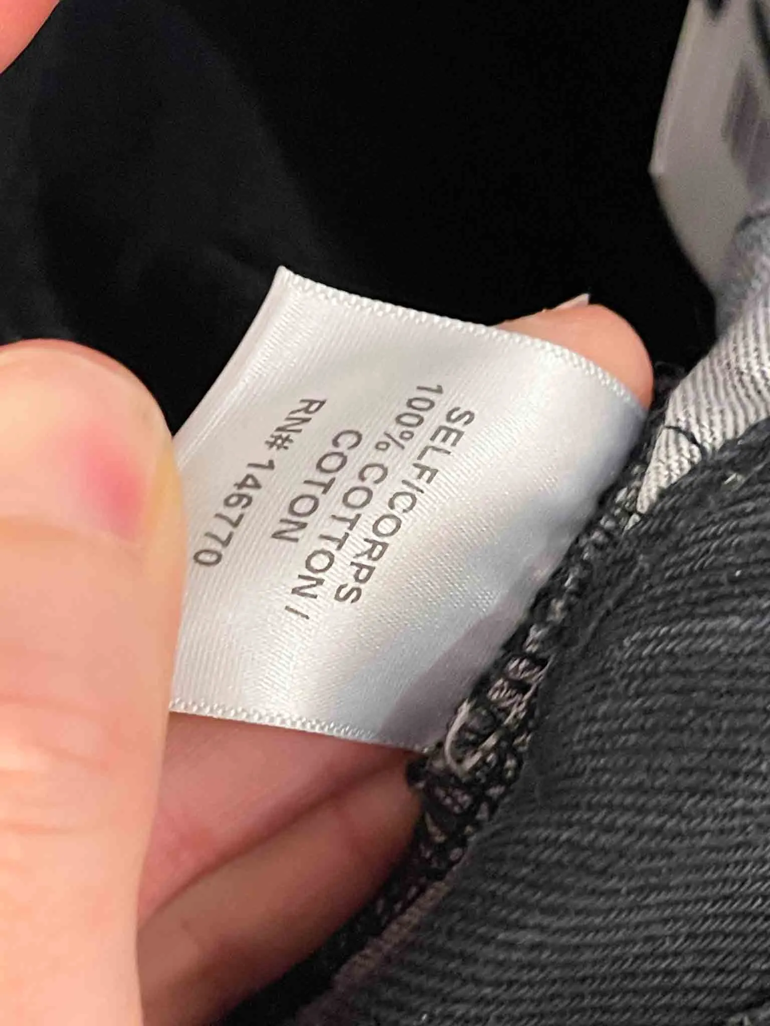 Size 27 |  Levis Re-Done Jeans